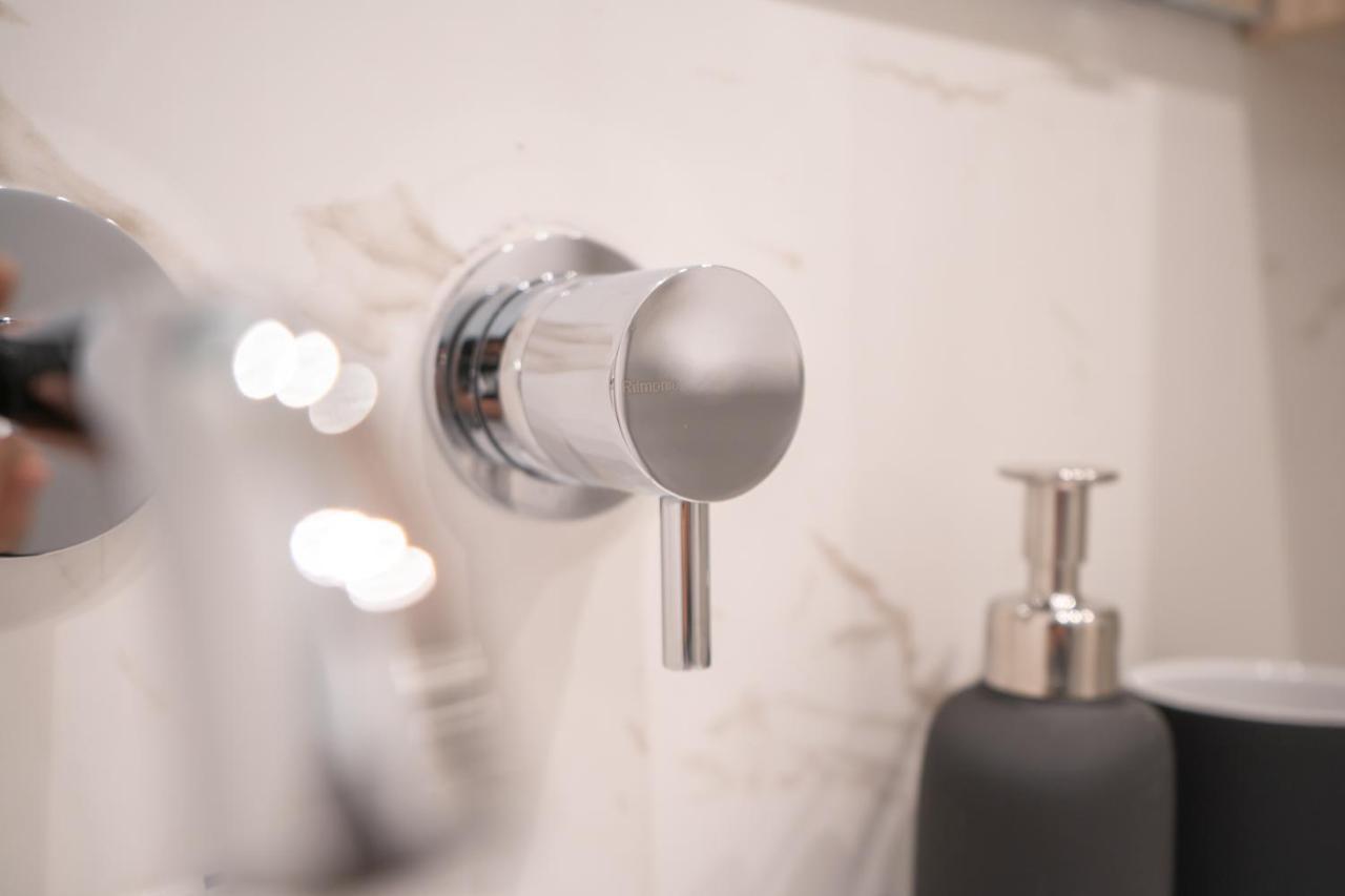 Navigli-Centro-Universita, Amazing New Apartment ミラノ エクステリア 写真